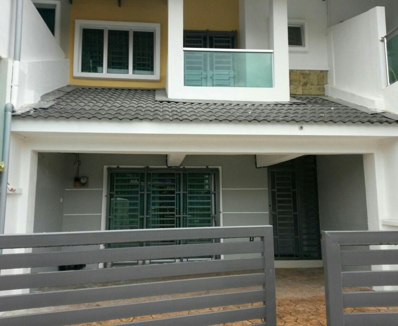 Dila Double Storey