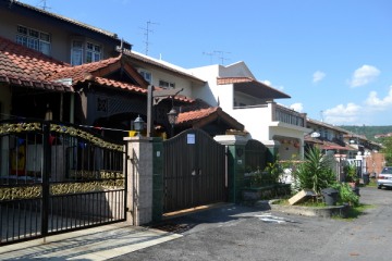 Luar Rumah