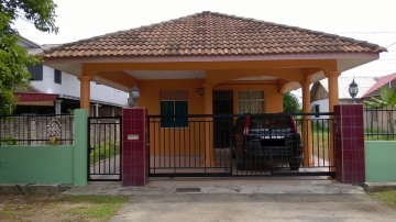 Hadapan Rumah